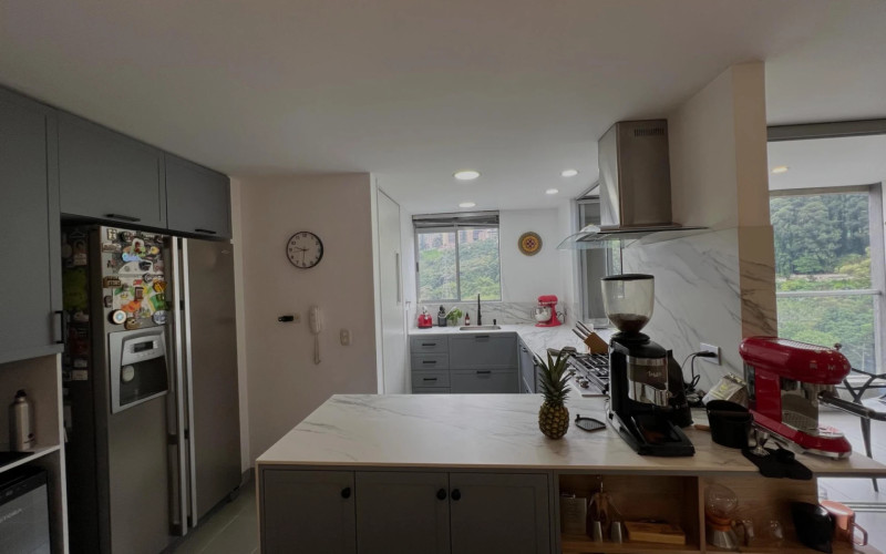 Apartamento en Medellín en Castropol