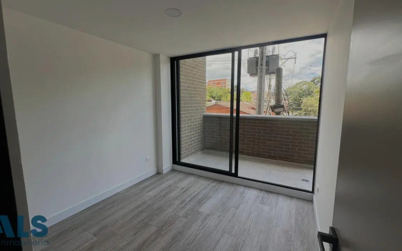 Apartamento en El Retiro en Puro Cuero
