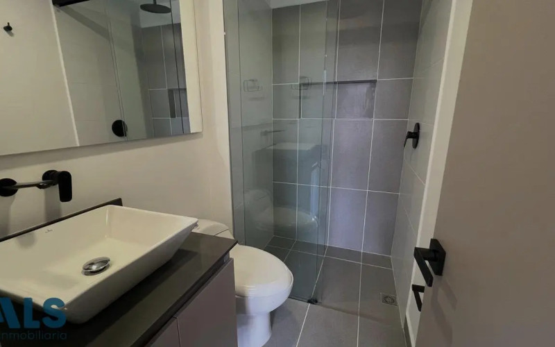 Apartamento en El Retiro en Puro Cuero