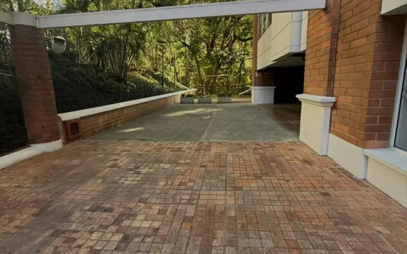 Apartamento en Medellín en El Tesoro
