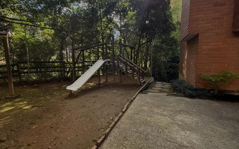 Apartamento en Medellín en El Tesoro