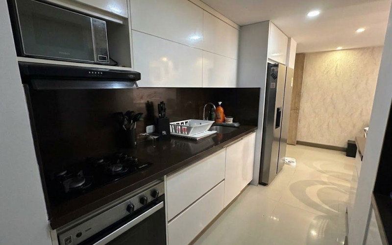 Apartamento en venta de 102 m² en Sabaneta – Edificio San Basilio P.H.