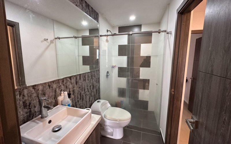 Apartamento en venta de 102 m² en Sabaneta – Edificio San Basilio P.H.