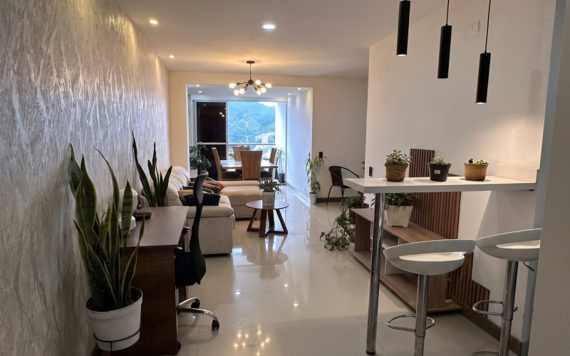 Apartamento en venta de 102 m² en Sabaneta – Edificio San Basilio P.H.