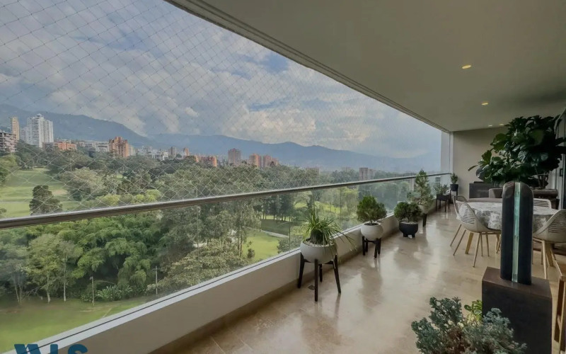 Apartamento en Medellín en El Campestre
