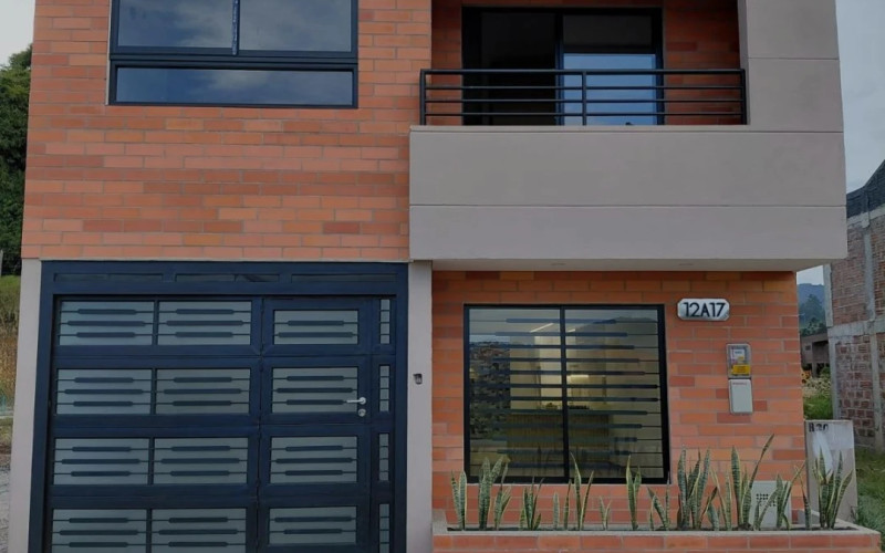 Casa en La Ceja en Urbano (La Ceja)