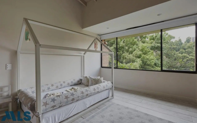 Apartamento en Medellín en El Campestre