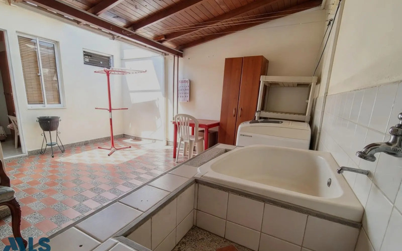 Casa en Medellín en El Danubio