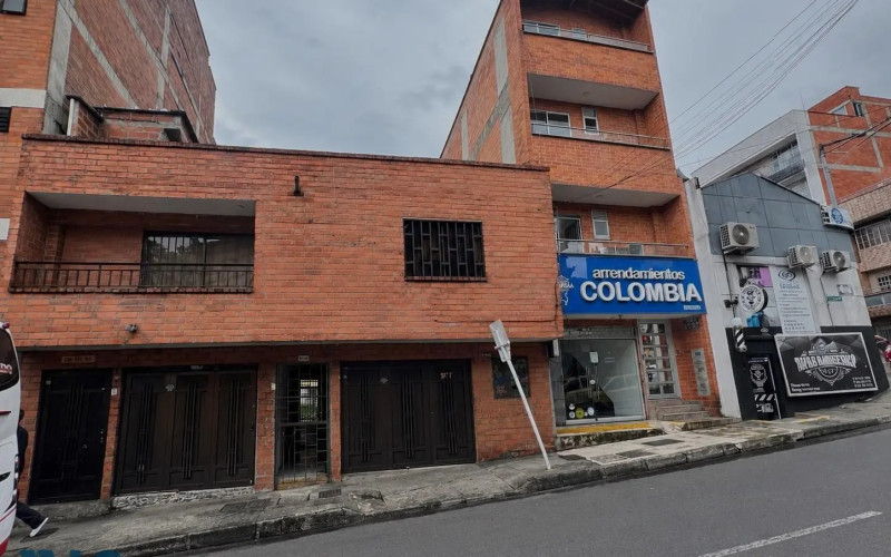 Lote Comercial en Envigado en Zona Centro