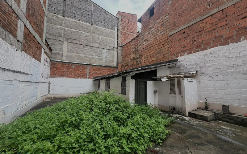 Lote Comercial en Envigado en Zona Centro