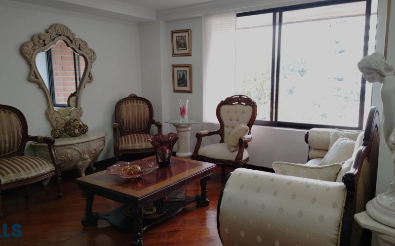 Apartamento en Medellín en El Campestre