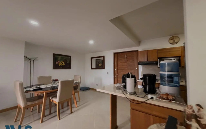 Apartamento en Sabaneta en Las Lomitas