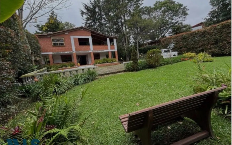 Casa en El Retiro en Centro