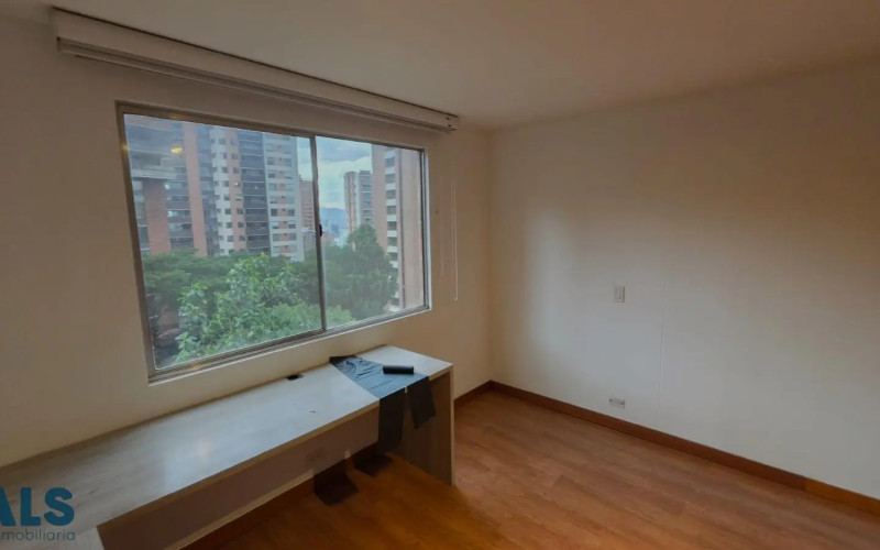 Apartamento en Medellín en Castropol