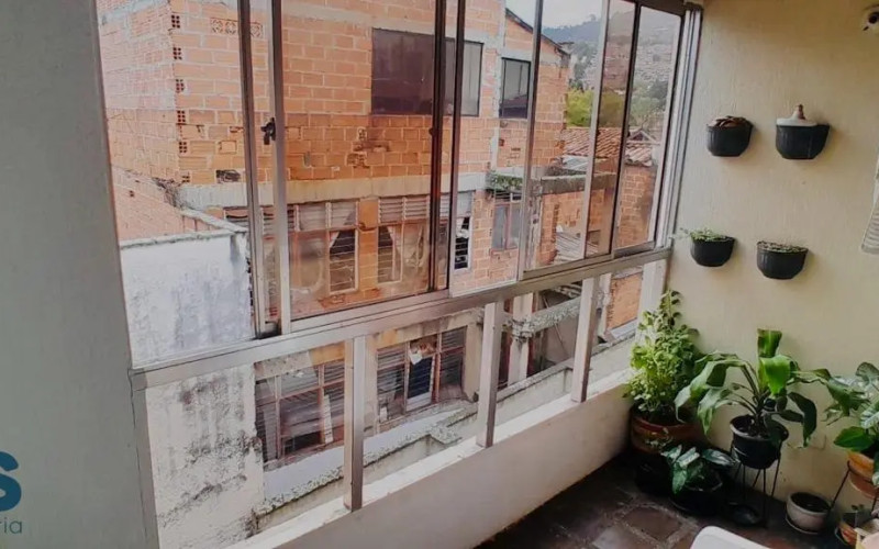Apartamento en Medellín en La Floresta