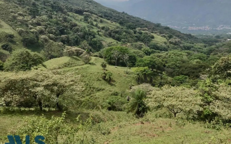 Lote Residencial en San Jerónimo en V. Quimbayo