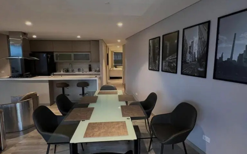 Apartamento en Medellín en Altos del Poblado